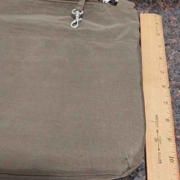 Baggalini Big Zipper Crossbody Bag...EUC - Picture 6 of 10